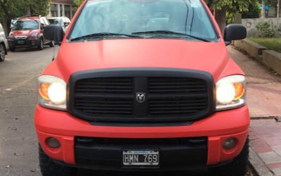 Dodge RAM 2500 – Rojo ploteado – HMN769