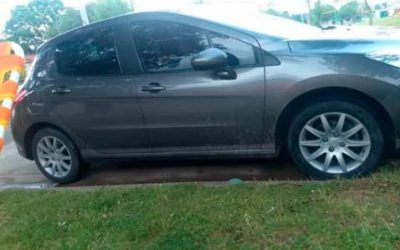 Peugeot 308 ALLURE – Gris oscuro – MKZ207