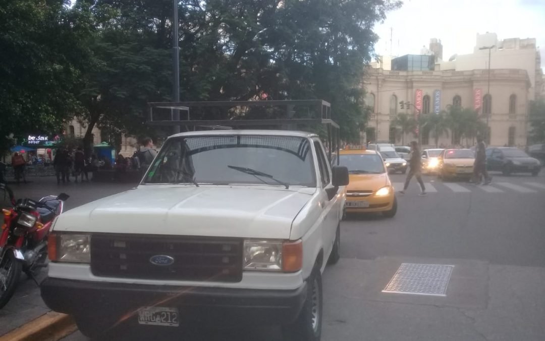 FORD F100 – Color Blanco – Patente WRG212