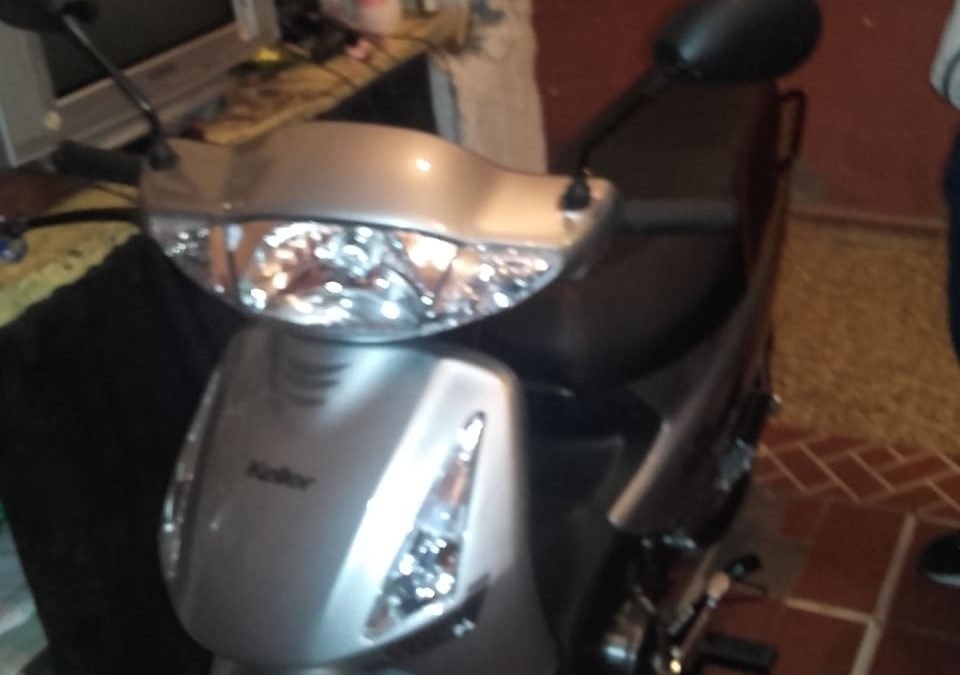 KELLER – Color gris clara – Patente AO91LMJ